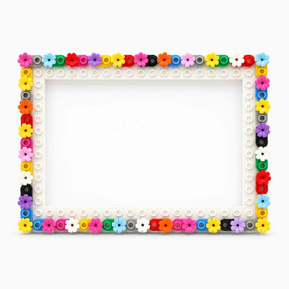 Cadre photo couple orné de fleurs stylisées, design minimaliste pour photos de mariage