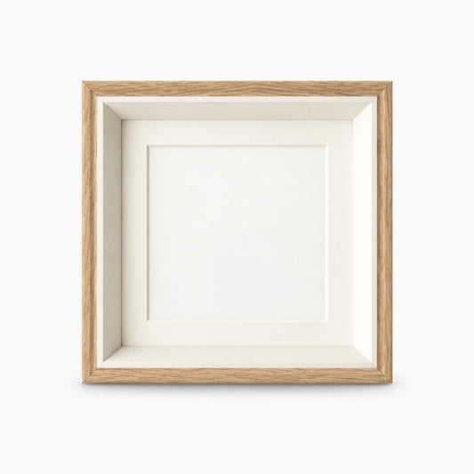 Cadre photo carré teinte bois naturel, fenêtre circulaire pour portrait, vue de face