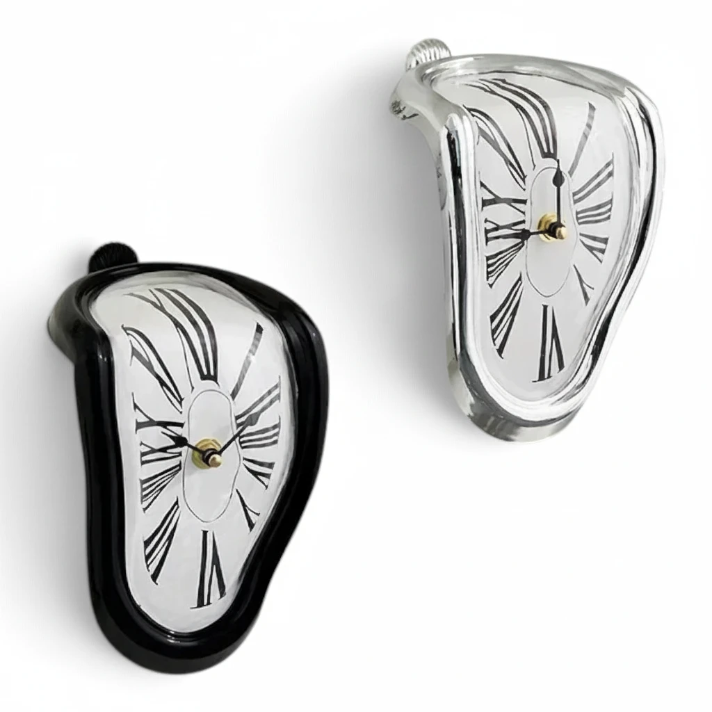 Horloge murale design noir aux courbes fluides et fondues