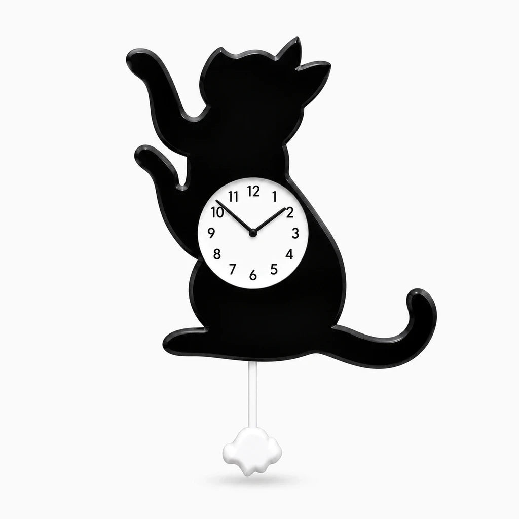 Horloge murale silencieuse affichant des chiffres larges et lisibles, mécanisme à piles sans bruit de fonctionnement